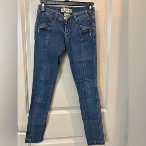 Women skinny jean